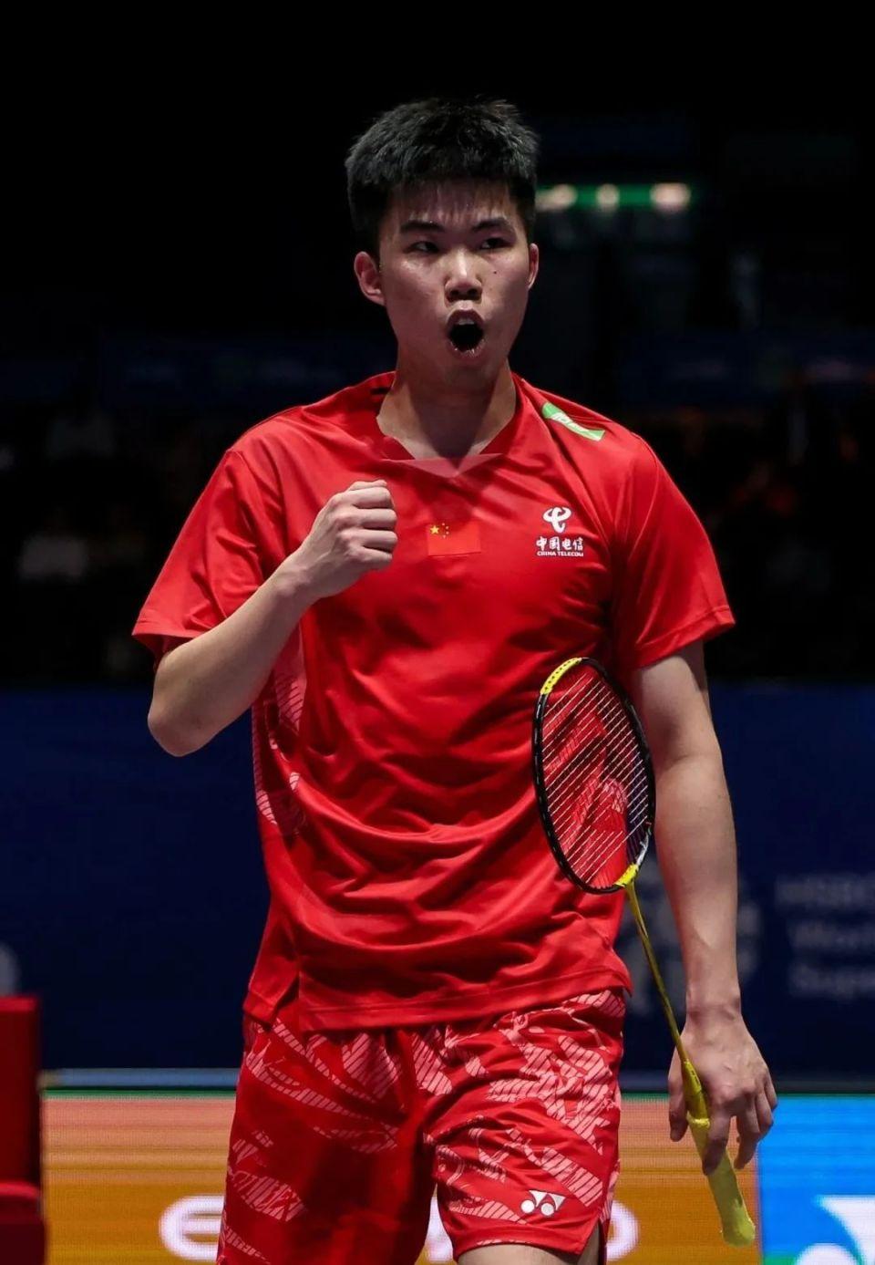 aoa体育教练-新晋球员在国际比赛中的耀眼表现