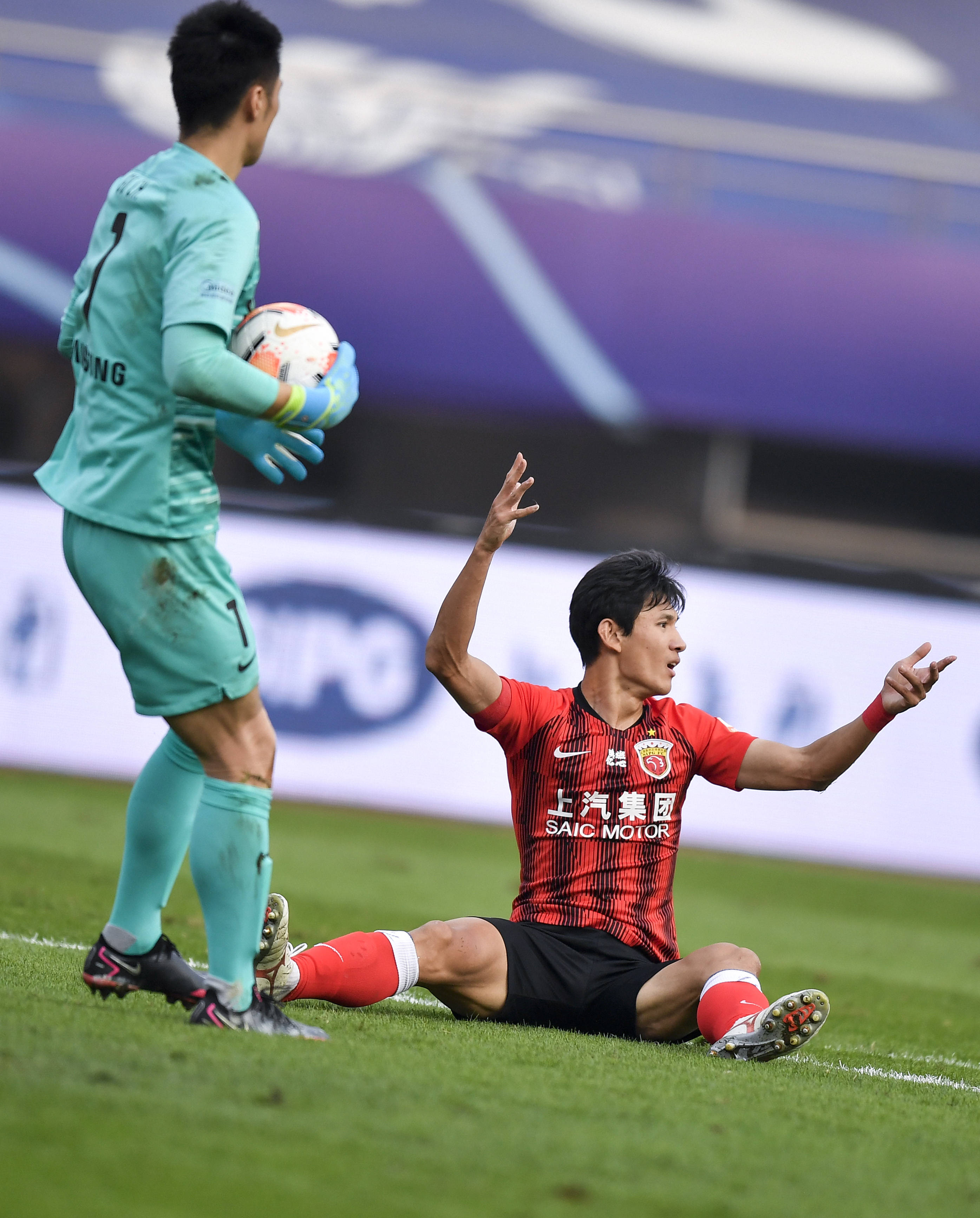 江苏苏宁逆转胜利，士气高涨的简单介绍