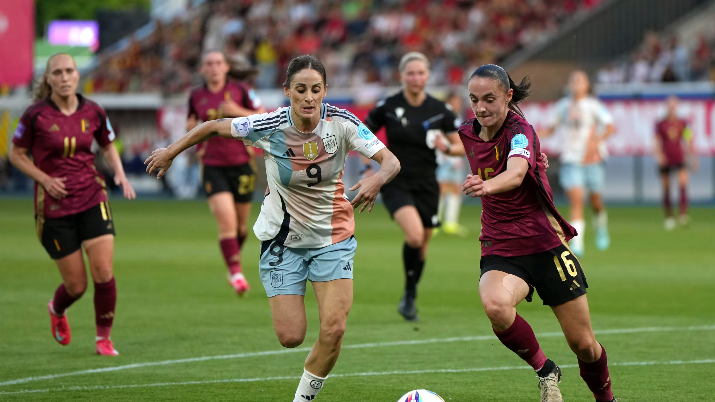 关于欧洲国家队赛事助力足球运动蓬勃发展！的信息